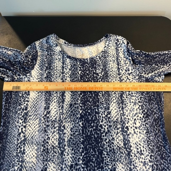 Belle Kim Gravel Womens Blue Leopard Print Long Sleeve Stretch Top sz 1X Comfort - Picture 8 of 10